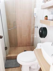 Bilik mandi di Preciosa Habitacion G