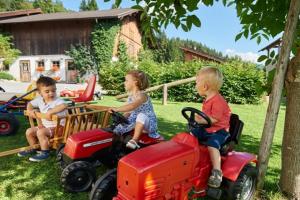 Goście zatrzymujący się w obiekcie Apartments Untersüßgut Eben