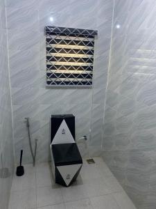 Um banheiro em Deoyem Place