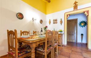 Fotografie z fotogalerie ubytování Stunning Home In Nerja With Wifi v destinaci Nerja