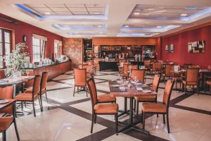 Restaurace v ubytování Hotel Diego de Almagro Coyhaique