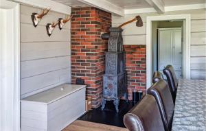 Χώρος καθιστικού στο 3 Bedroom Beautiful Home In Bjelland