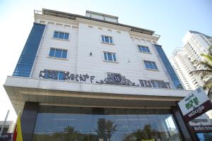 Το κτήριο όπου στεγάζεται  το ξενοδοχείο
