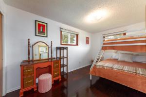 Ein Bett oder Betten in einem Zimmer der Unterkunft La Casa on Lidgerwood Cozy 2BD 1BTH Duplex
