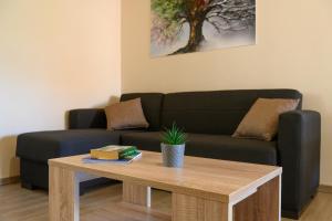 A seating area at Ileana -Marina studio 2