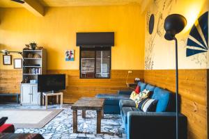 Posezení v ubytování Wild East Country House