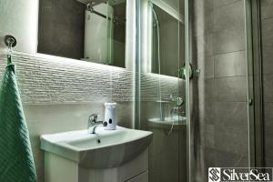 Kupatilo u objektu SilverSea Apartman