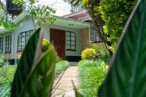 Zahrada ubytování Zoe Homes 3br Mansionette Own Compound Kericho town near Green Square mall