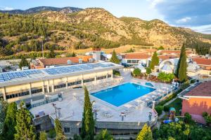 Bazén v ubytování Spa Hotel Colossae Thermal nebo v jeho okolí