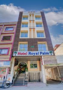 a hotel review of the hotel royal palain at Hotel Royal Palm - A Budget Hotel in Udaipur in Udaipur