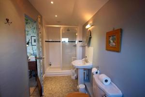 Ένα μπάνιο στο Glen Hill +32 φωτογραφίες