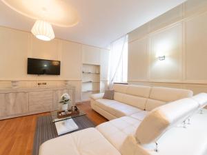 Posezení v ubytování The Best Rent - Stylish one-bedroom apartment in Piazza Barberini