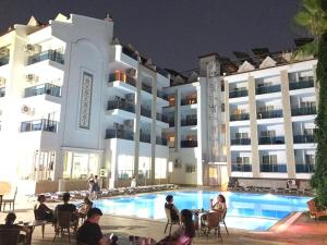 Bazén v ubytování Epic Hotel nebo v jeho okolí