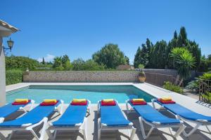 Bazén v ubytování Owl Booking Villa Santuiri - Exclusive Holidays nebo v jeho okolí