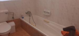 Kupatilo u objektu Your Basic Lodging Gozo