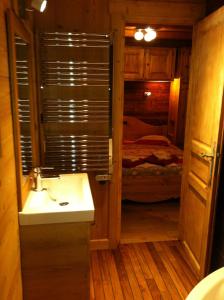 Postel nebo postele na pokoji v ubytování Chalet Narcisse