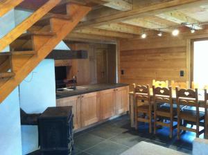 Kuchyň nebo kuchyňský kout v ubytování Chalet Narcisse