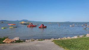 Táj Show holiday homes közelében