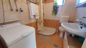 Kúpeľňa v ubytovaní Holiday home in Siofok - Balaton 43127 + 36 fotografií