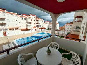 Bazén v ubytovaní Dulos House Pool and free wifi alebo v jeho blízkosti
