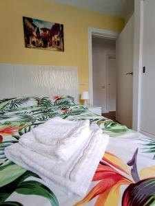 Posteľ alebo postele v izbe v ubytovaní Dulos House Pool and free wifi