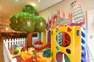 グラマドにあるHotel Bertoluciの子供用プレイルーム(遊びセット、おもちゃ付) +26枚の写真
