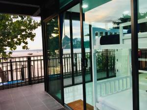 Fotografie z fotogalerie ubytování Dee Dee Sea Front v destinaci Phi Phi Don