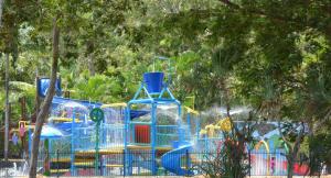 Herní místnost nebo prostor pro děti v ubytování Big4 Port Douglas, Glengarry Holiday Park