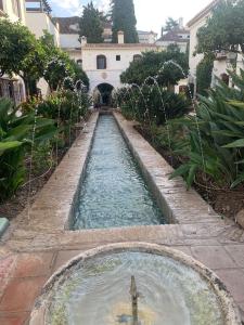 Vonkajšia záhrada v ubytovaní Sea view Penthouse Marbella in "el Señorio de Marbella"