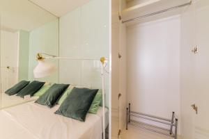 Zdjęcie z galerii obiektu Apartamento Gran Via III - Quinto Piso Sin Ascensor- w Madrycie +9 zdjęć