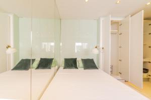 Zdjęcie z galerii obiektu Apartamento Gran Via III - Quinto Piso Sin Ascensor- w Madrycie