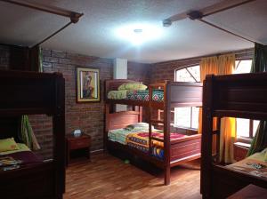 Ένα ή περισσότερα κρεβάτια σε δωμάτιο στο Hostal D´Mathias