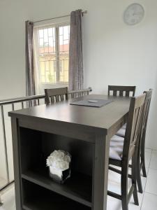 Fotografie z fotogalerie ubytování Belle Luxury Apartments v destinaci Gros Islet