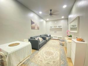 Χώρος καθιστικού στο Kael’s Homestay Balok