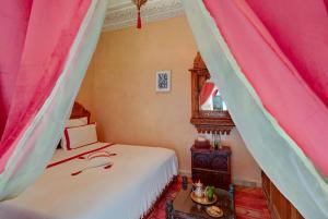 Postel nebo postele na pokoji v ubytování Samira Group & Spa
