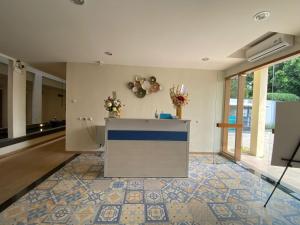 Un lugar para sentarse en The Home Srengseng