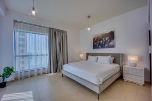 Fotografie z fotogalerie ubytování Incredible Sea View apartment in the JBR, 2 BR, BAHAR 2, the 21st floor v Dubaji