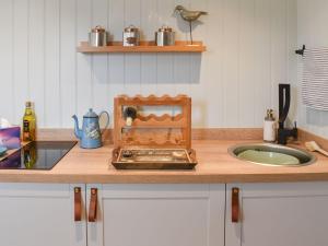 Gallery image of Shepherds Beachhouse in Pagham