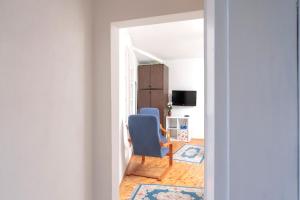 Televízia a/alebo spoločenská miestnosť v ubytovaní Apartman studio Stari Grad 2