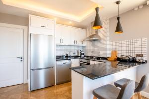 Kép Luxury Flat w Jacuzzi and Amazing Sea View in Kas szállásáról Kaşban a galériában Még 5 kép