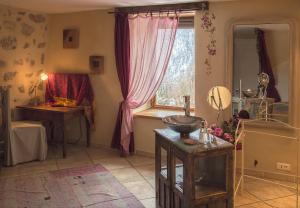 Fotografie z fotogalerie ubytování Mas Nouveau Chambres d'Hôtes v destinaci Génolhac + 37 fotografií