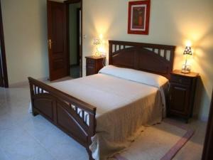 Gallery image of House - 6 Bedrooms with Pool - 0126 in A Estrada +10 photos