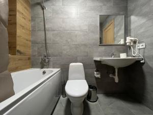 Iris Hotels Resort的一间浴室