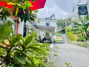 Zahrada ubytování Bách Thảo Hotel