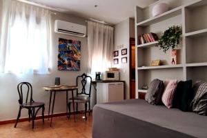 Posezení v ubytování Estudio Lavapiés cerca de Antón Martín