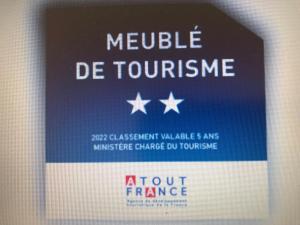 Certyfikat, podpis lub inny dokument wystawiony w obiekcie Appartement a proximité du centre et de la Plage a Meze