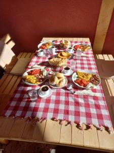 Cibo presso l'affittacamere o nelle vicinanze
