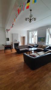 Predel za sedenje v nastanitvi Imaginary Hostel