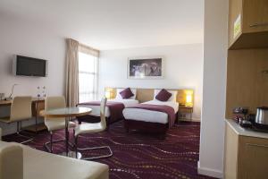 Sjónvarps- og/eða afþreyingartæki á Louis Fitzgerald Hotel