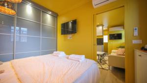 Легло или легла в стая в Luxury Copacabana proche Orly et Paris avec baignoire extérieur